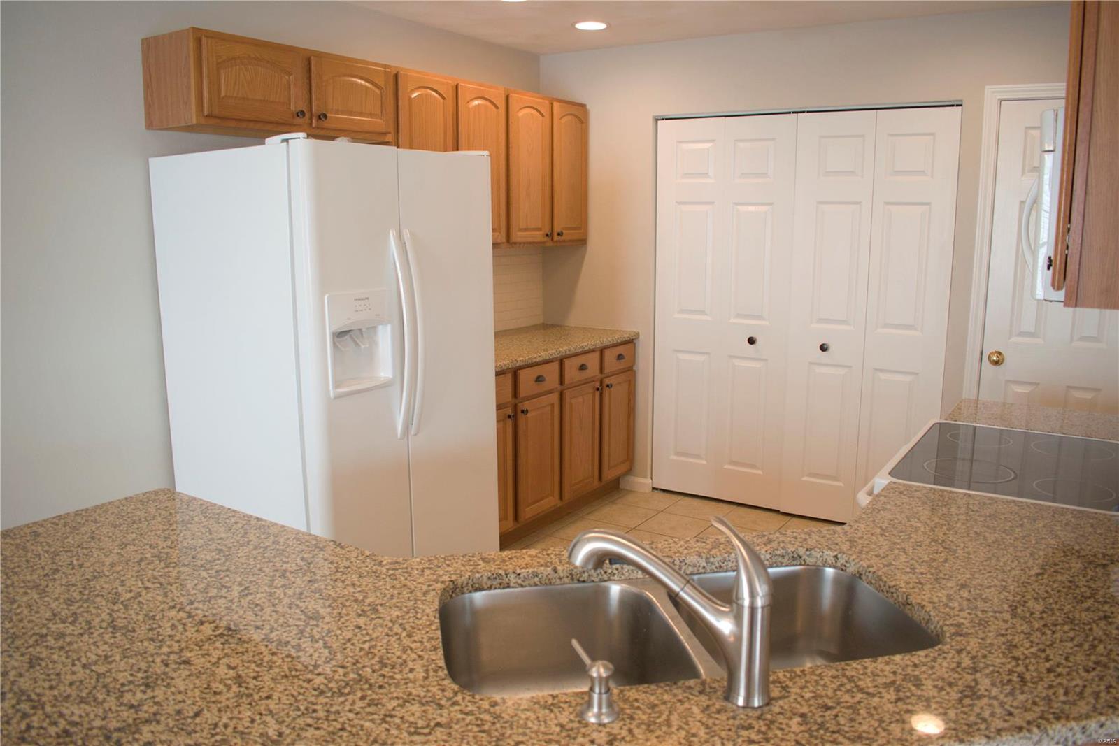 129 East Hunters Ridge Valmeyer, IL 62295 - Photo 14 of 51