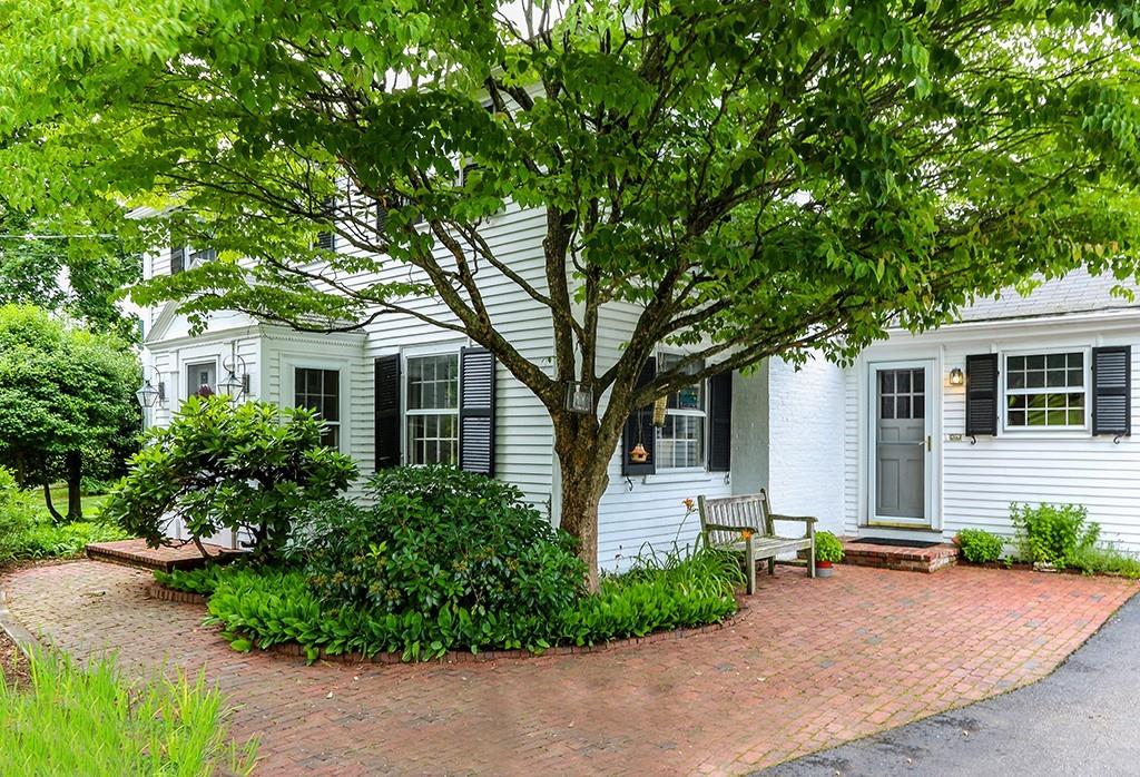 244 Dover Road Westwood, MA 02090 - Photo 4 of 42 Gallery Image 4