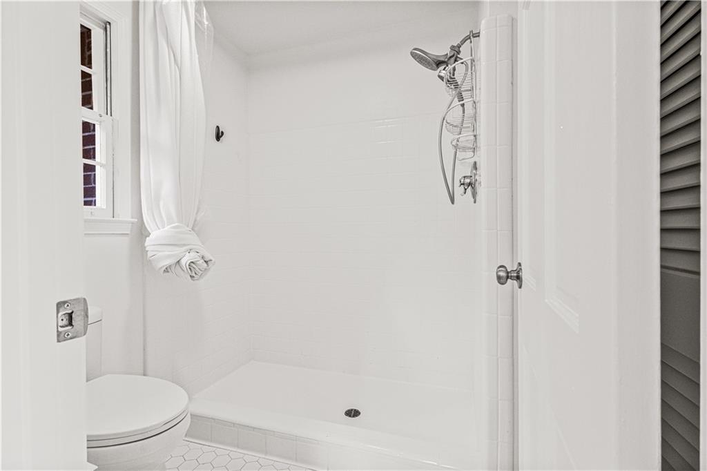 2713 Briarlake Road Northeast Atlanta, GA 30345 - Photo 24 of 49