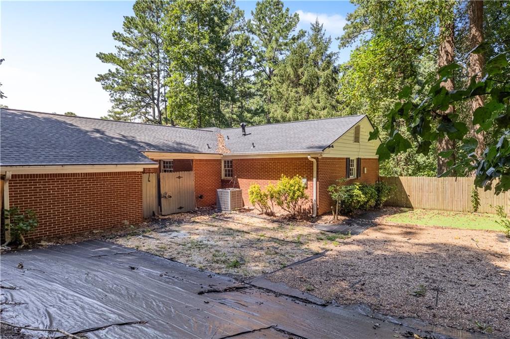 2713 Briarlake Road Northeast Atlanta, GA 30345 - Photo 6 of 49