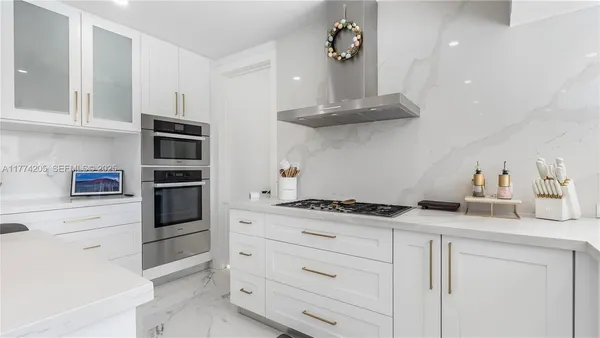 $2,200,000 | 7501 Southwest 174th Street, Palmetto Bay, FL 33157