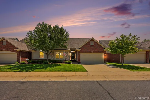 $374,900 | 6670 Lexington Avenue South, Utica, MI 48317