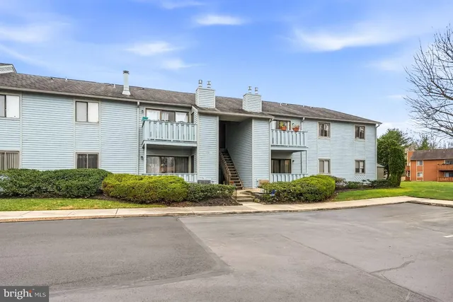 $2,000 | 1404 Woodhollow Drive, Marlton, NJ 08053