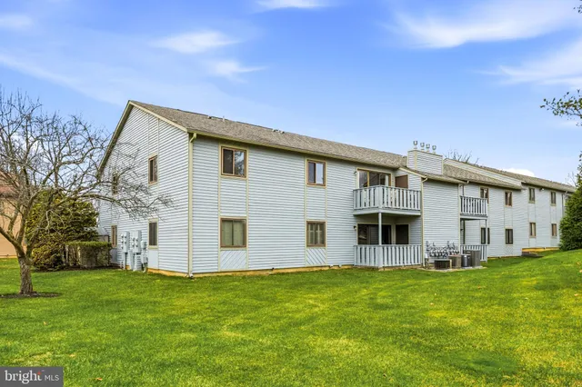 $2,000 | 1404 Woodhollow Drive, Marlton, NJ 08053