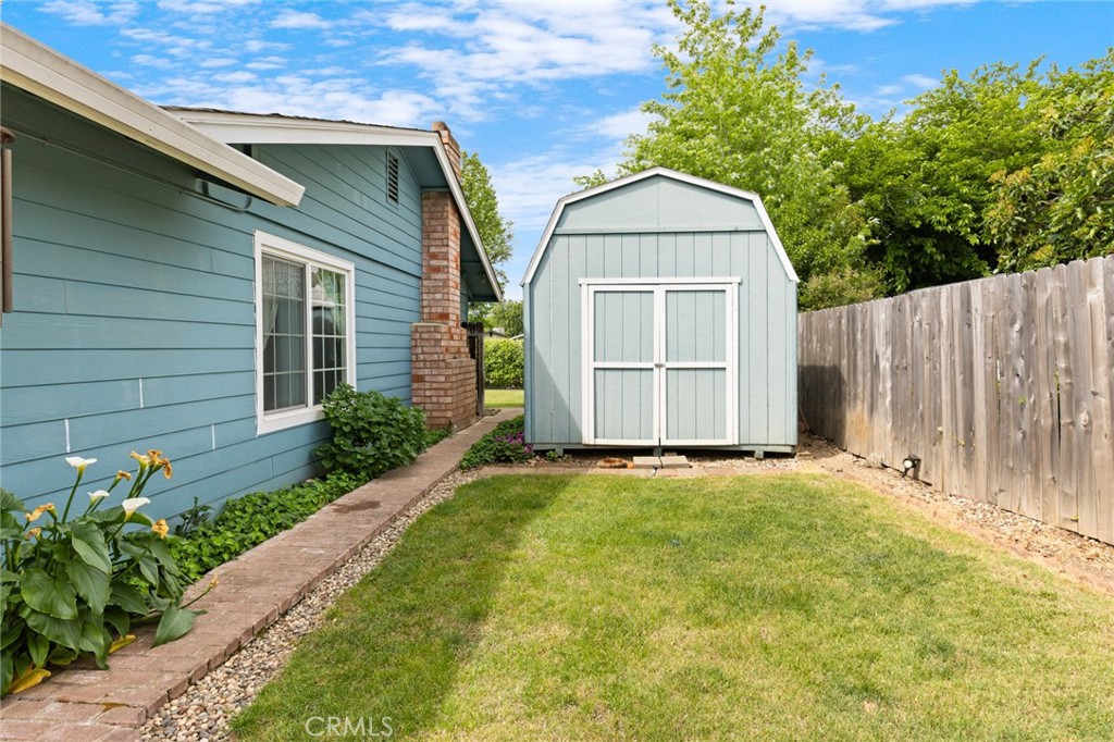 17 Tioga Way Chico, CA 95928 - Photo 15 of 36