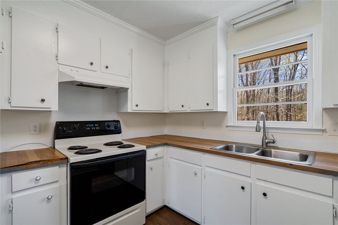 106 Ross Drive Starr, SC 29684 - Photo 11 of 32