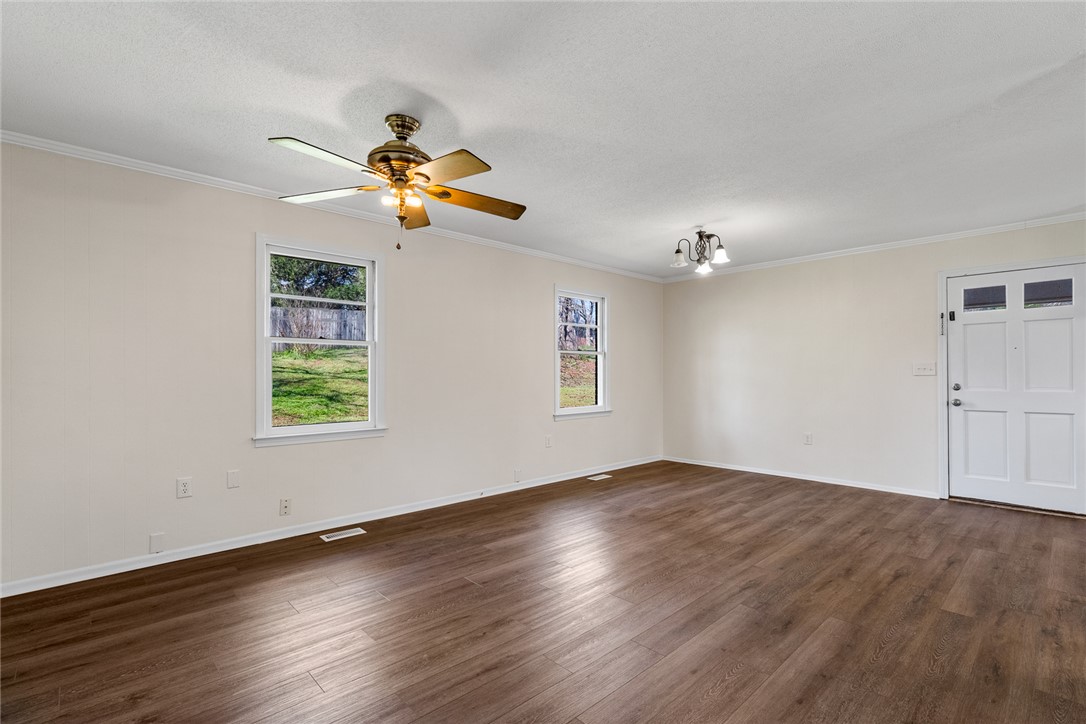 106 Ross Drive Starr, SC 29684 - Photo 7 of 32