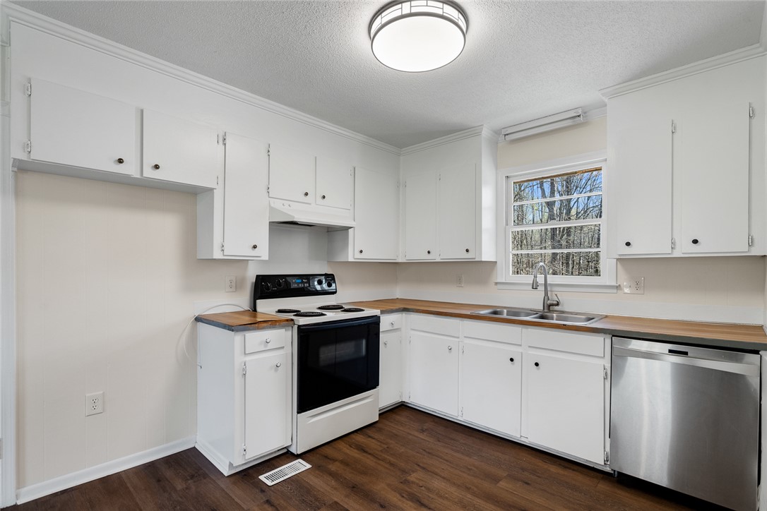 106 Ross Drive Starr, SC 29684 - Photo 10 of 32