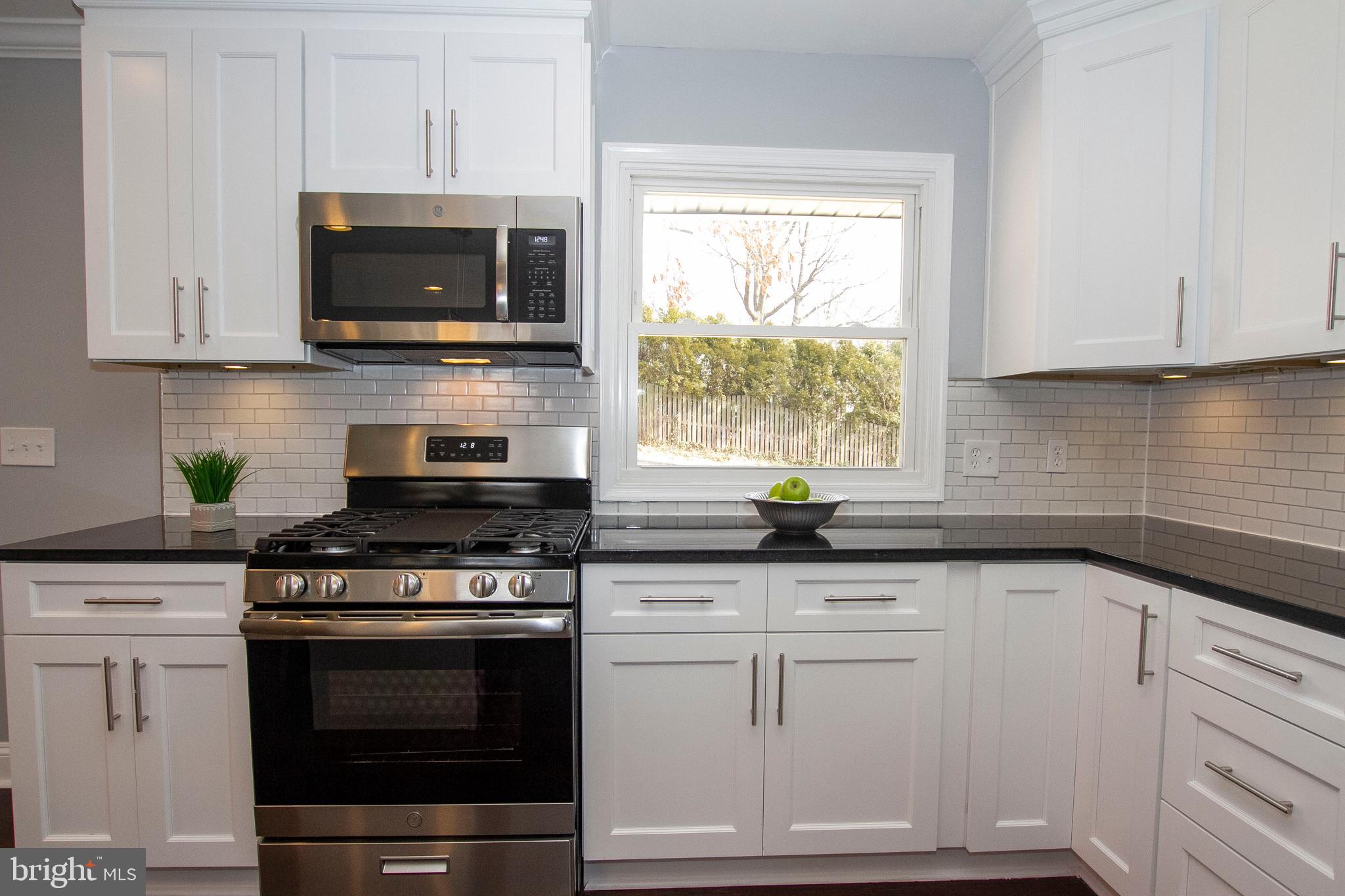 8727 Oakleigh Road Baltimore, MD 21234 - Photo 12 of 35 Gallery Image 12