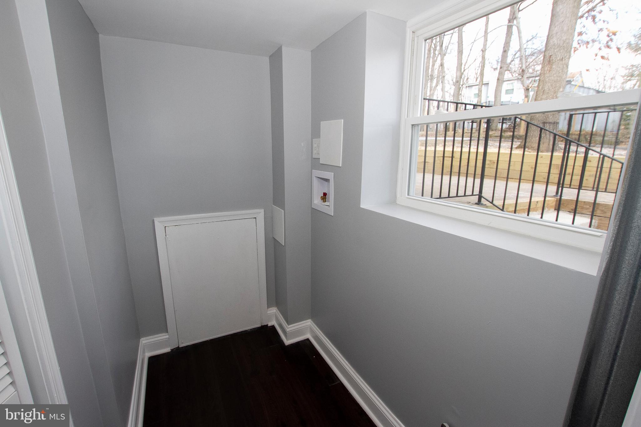 8727 Oakleigh Road Baltimore, MD 21234 - Photo 23 of 35 Laundry Room
