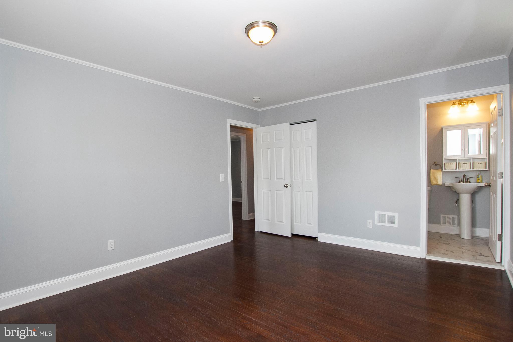 8727 Oakleigh Road Baltimore, MD 21234 - Photo 29 of 35 Master Suite
