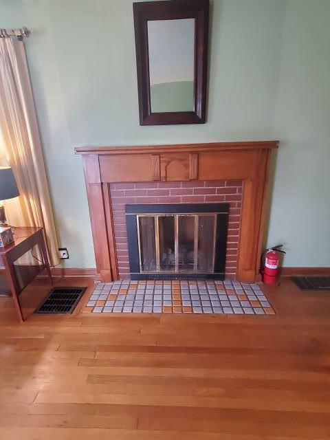 144 Wetmore Road Columbus, OH 43214 - Photo 3 of 19 Wetmore Fireplace Has Not Been Used Rece