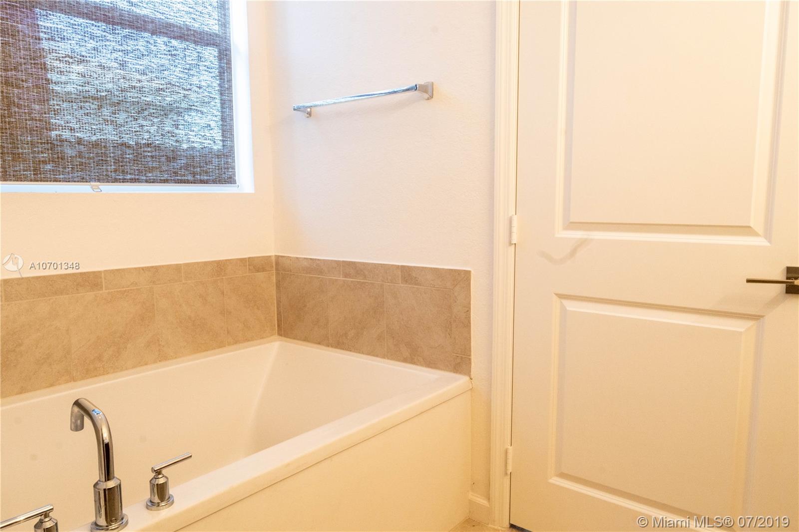 27644 Southwest 133rd Path Homestead, FL 33032 - Photo 19 of 31 Gallery Image 19