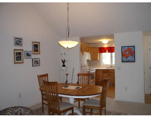 2 Classic Circle, Unit 2 Mashpee, MA 02649 - Photo 5 of 15 Gallery Image 5