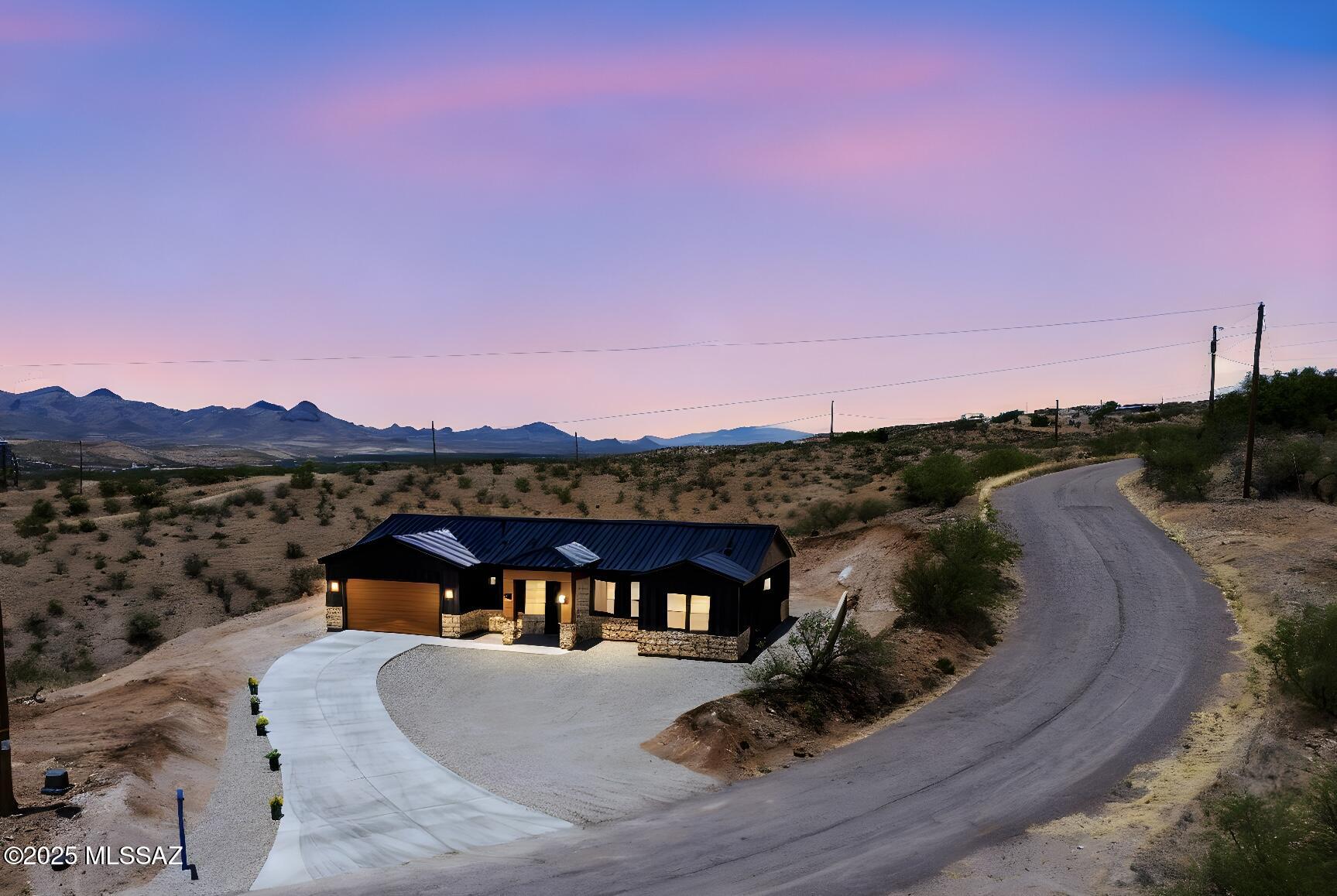 302 Camino Arenosa Rio Rico, AZ 85648 - Photo 2 of 20