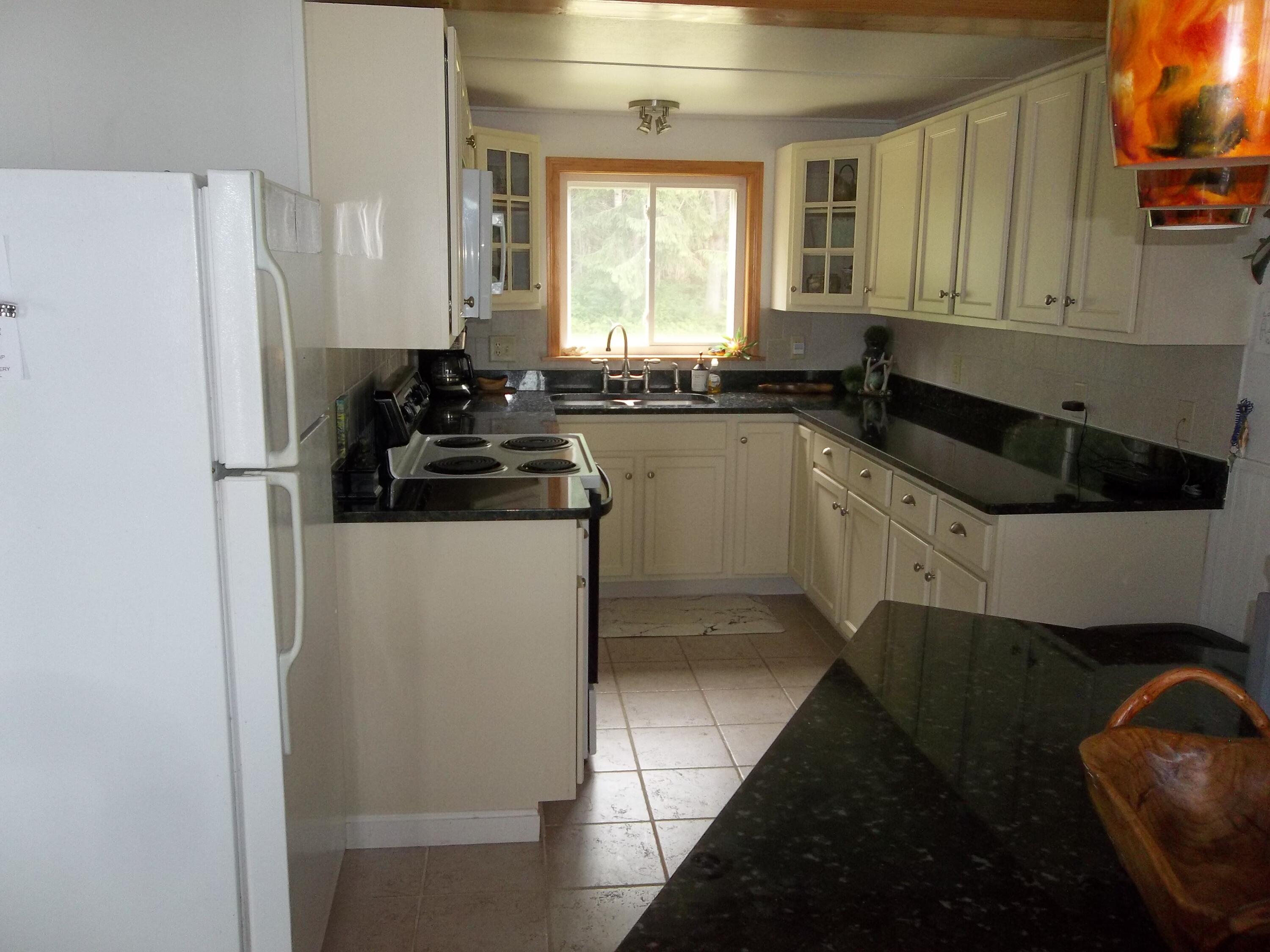 10 Dochet Lane Robbinston, ME 04671 - Photo 21 of 50 100_2293