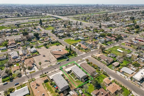 $799,900 | 4421 East Hedges Avenue, Fresno, CA 93703
