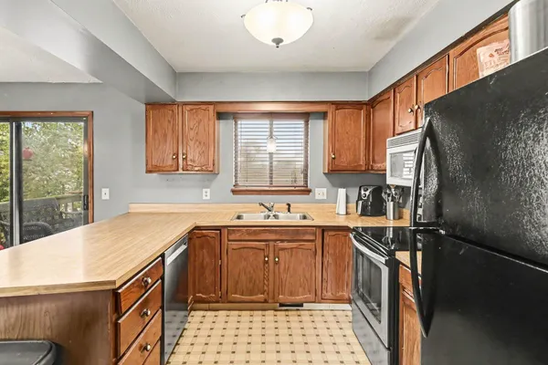 $139,900 | 6002 Bishop Road, Lansing, MI 48911