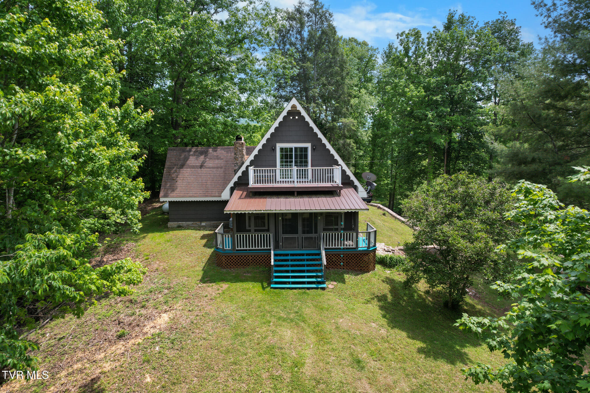 929 Noah Snyder Road Mountain City, TN 37683 - Photo 3 of 42 DJI_0015