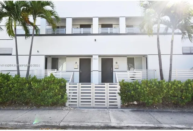 $2,300 | 837 Southwest 8th Avenue, Unit 837, Miami, FL 33130