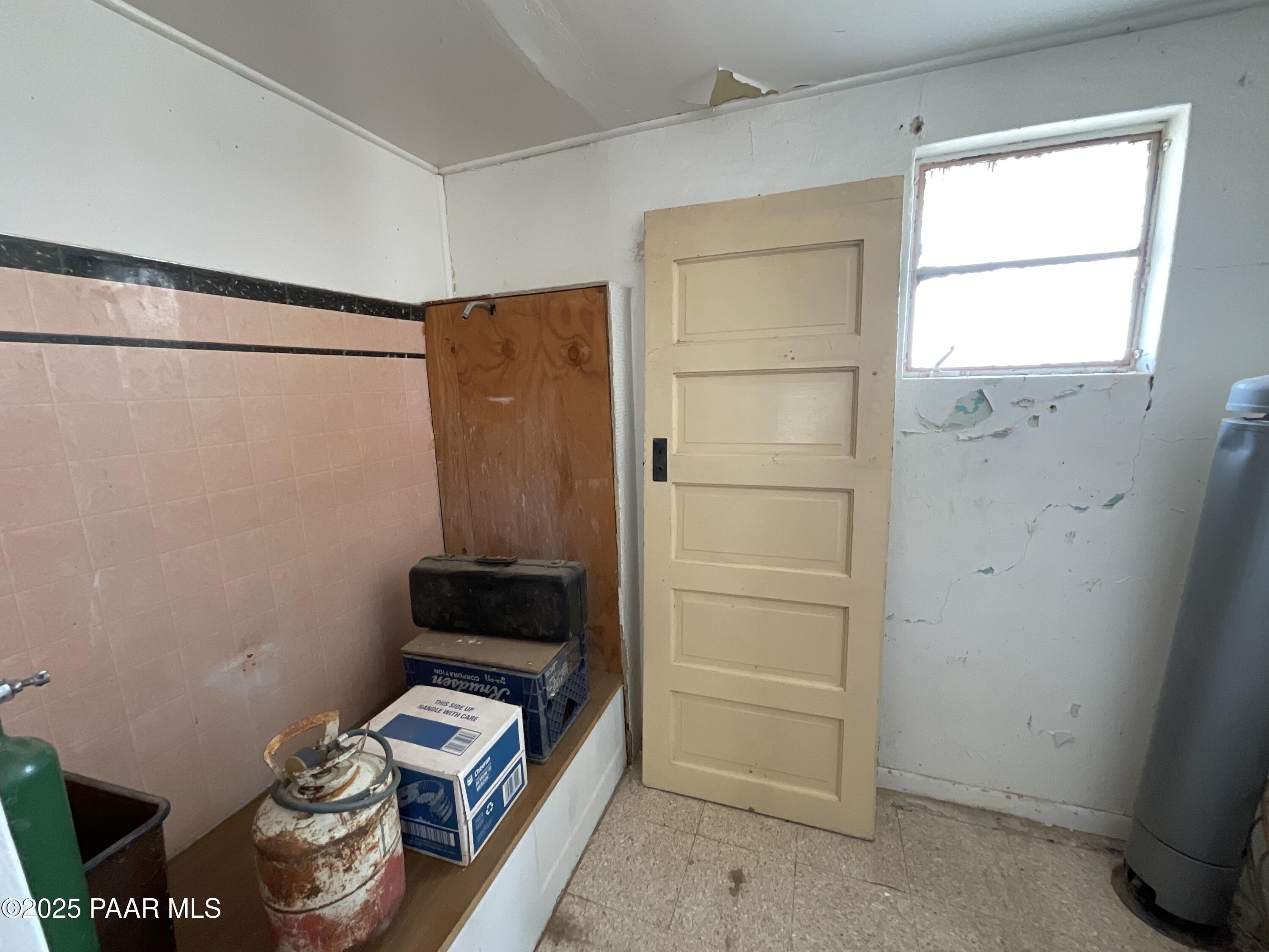 54251 3rd Street Seligman, AZ 86337 - Photo 5 of 15 a view of walk in closet with empty racks
