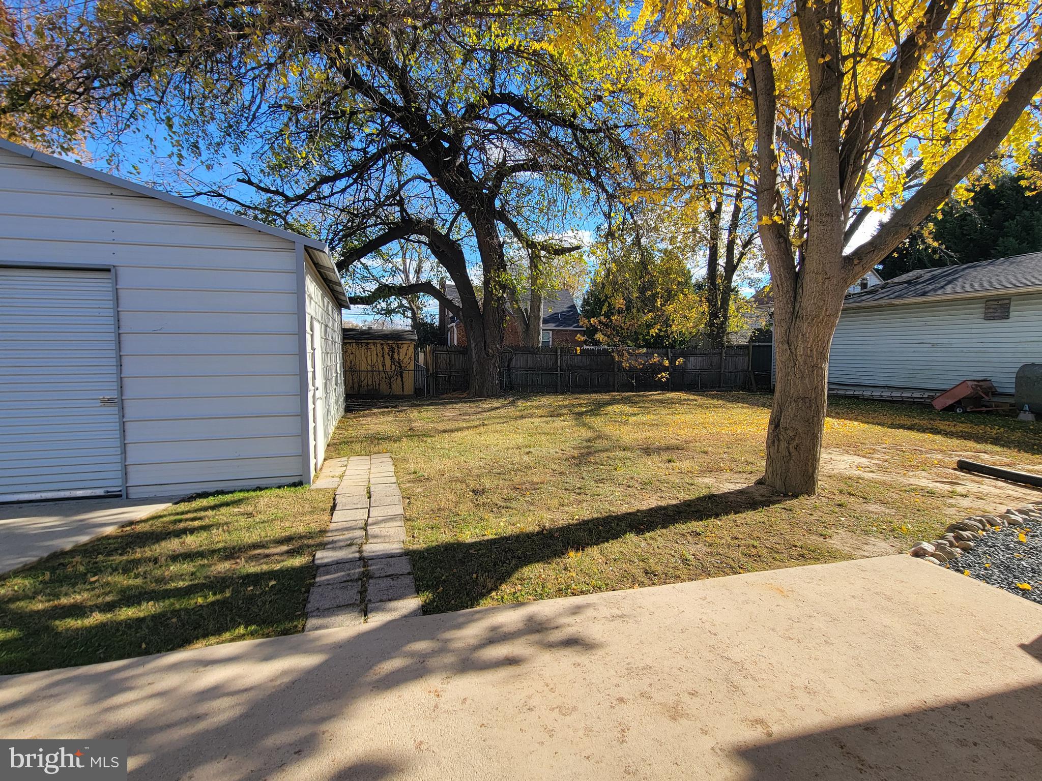 2621 North Snyder Avenue Sparrows Point, MD 21219 - Photo 54 of 65 a view of a backyard with a tree
