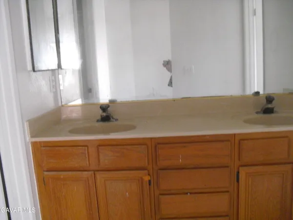 $2,500 | 5350 Blue Sage Drive, Palmdale, CA 93552