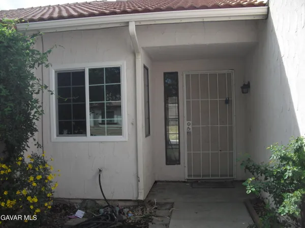 $2,500 | 5350 Blue Sage Drive, Palmdale, CA 93552