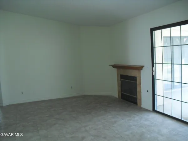 $2,500 | 5350 Blue Sage Drive, Palmdale, CA 93552