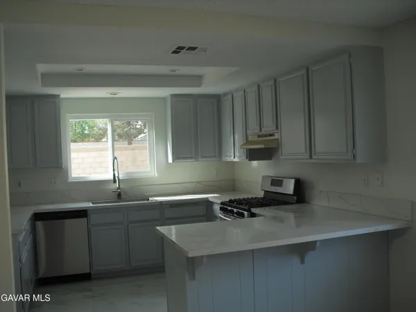 $2,500 | 5350 Blue Sage Drive, Palmdale, CA 93552