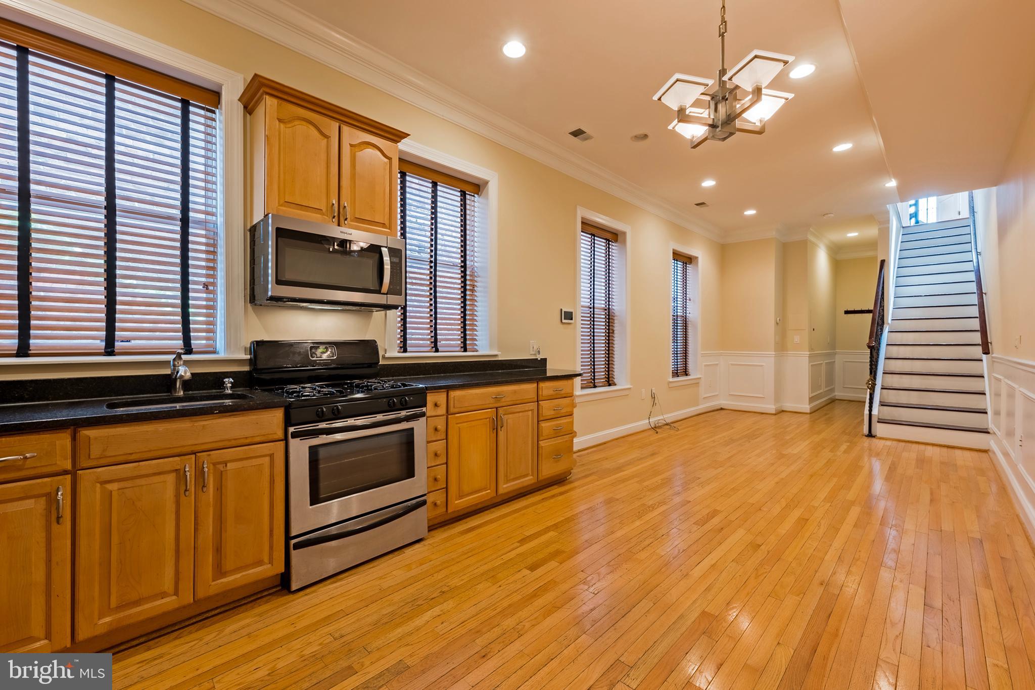 45 R Street Northwest, Unit 2 Washington, DC 20001 - Photo 8 of 28