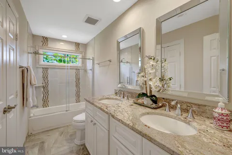 $2,190,000 | 10114 Nedra Drive, Great Falls, VA 22066