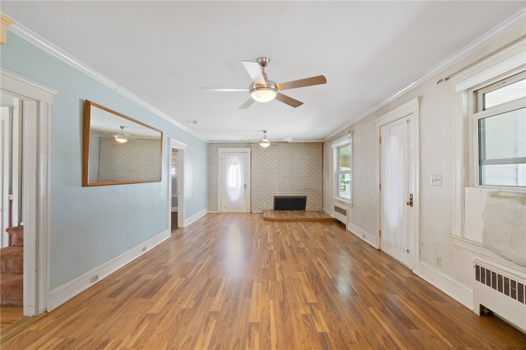 57 Crest Road North Smithfield, RI 02896 - Photo 12 of 41