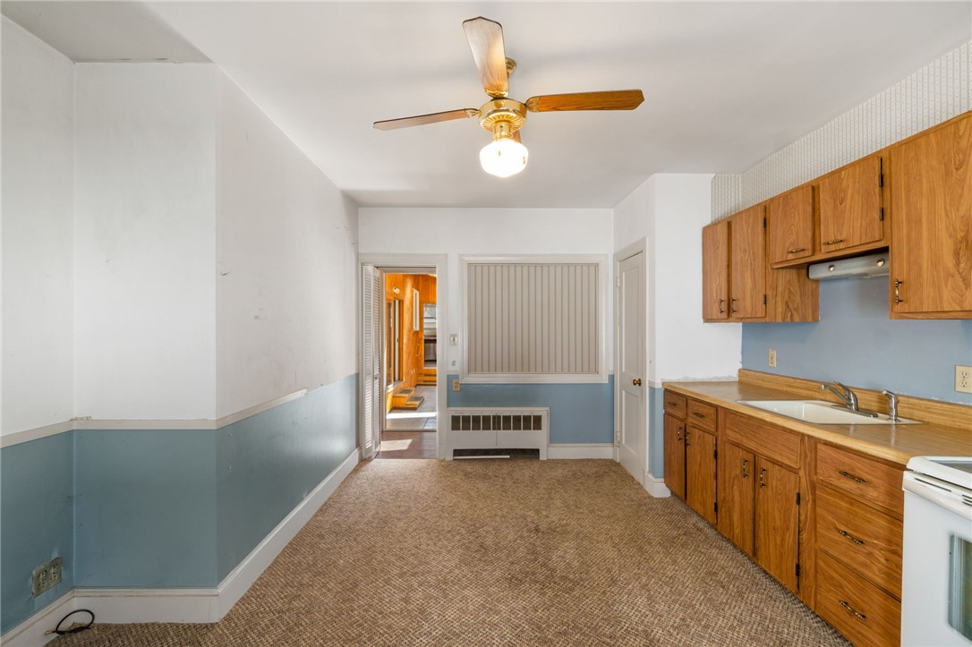 57 Crest Road North Smithfield, RI 02896 - Photo 22 of 41