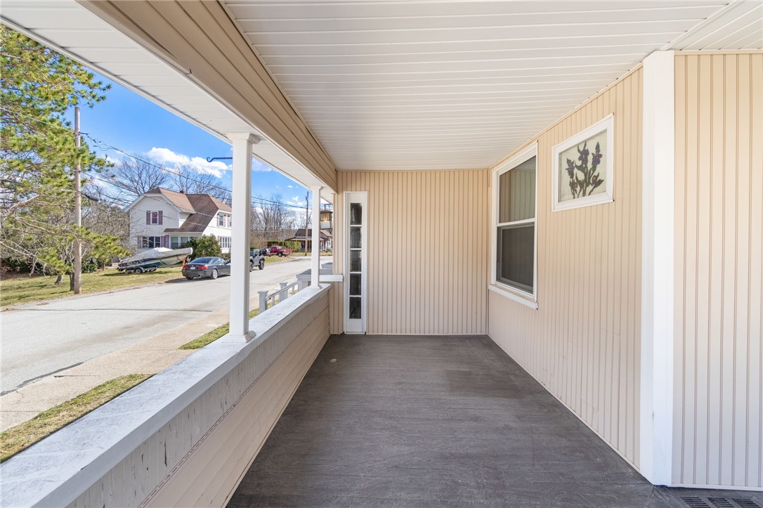 57 Crest Road North Smithfield, RI 02896 - Photo 36 of 41