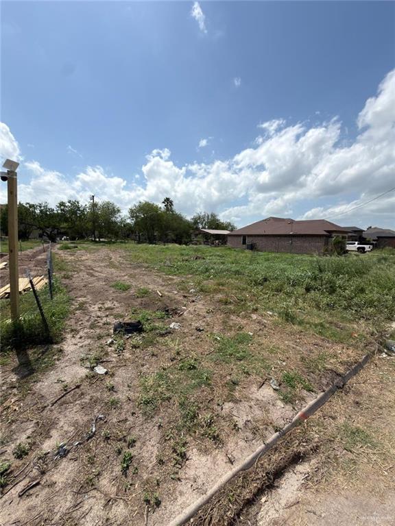 706 Lyons Street Progreso, TX 78596 - Photo 5 of 14 front