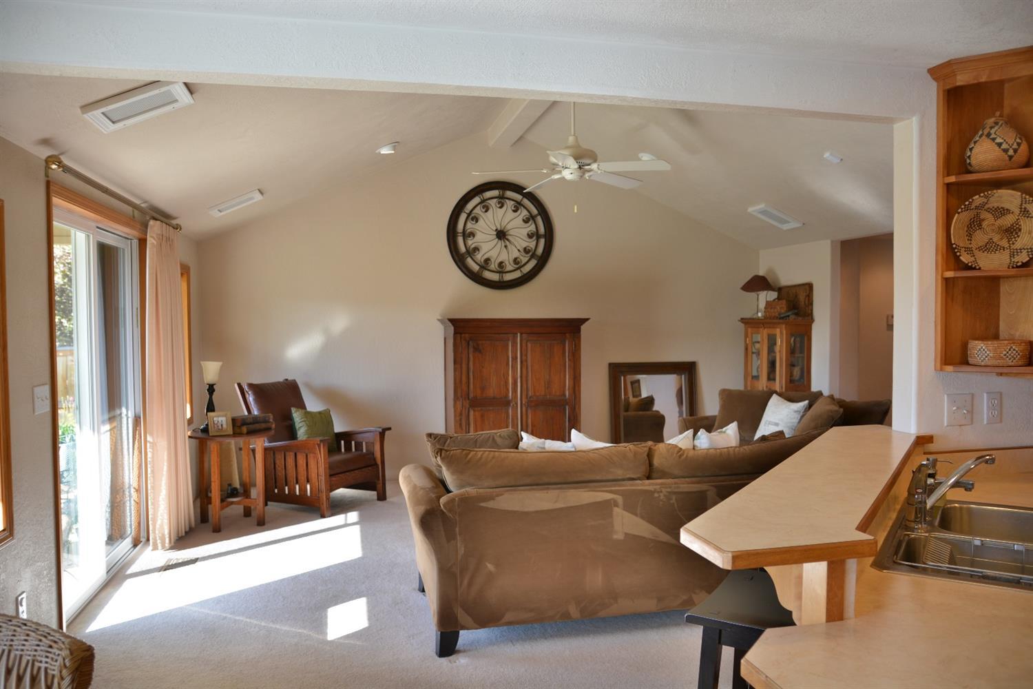1509 Summit Ridge Circle Medford, OR 97504 - Photo 7 of 25 Additional Photo