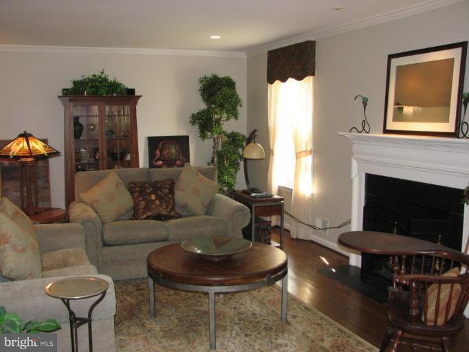 9805 Spring Ridge Lane Vienna, VA 22182 - Photo 10 of 28 Living Room #3