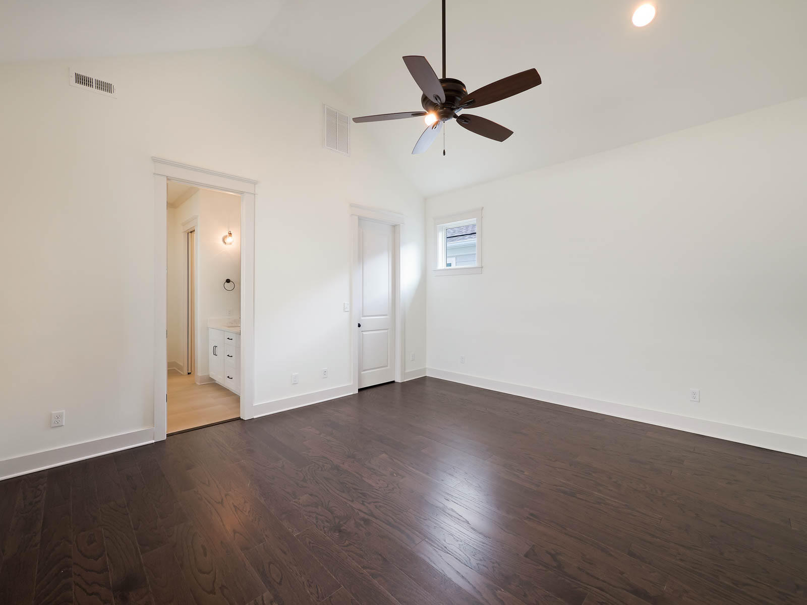 937 Elk Ridge Trail Chattanooga, TN 37419 - Photo 17 of 27 Master on main