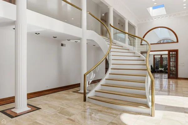 $2,349,000 | 260 Beech Street, Highland Park, IL 60035