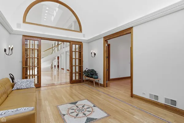 $2,349,000 | 260 Beech Street, Highland Park, IL 60035
