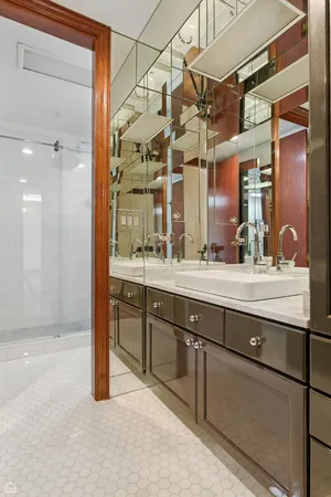 $2,349,000 | 260 Beech Street, Highland Park, IL 60035