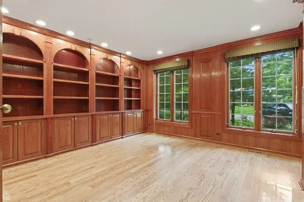 $2,349,000 | 260 Beech Street, Highland Park, IL 60035