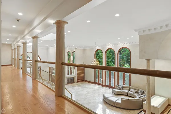 $2,349,000 | 260 Beech Street, Highland Park, IL 60035