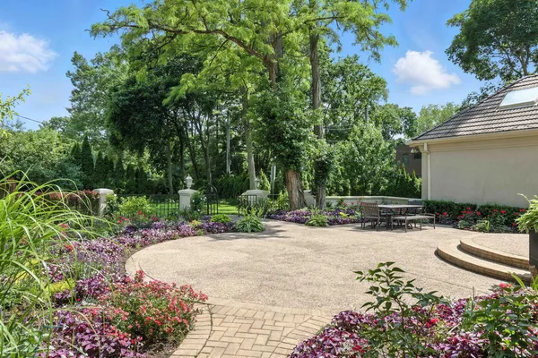 $2,349,000 | 260 Beech Street, Highland Park, IL 60035