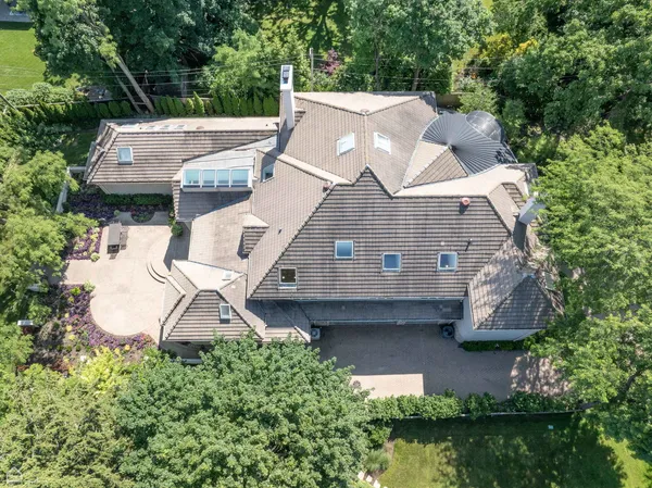 $2,349,000 | 260 Beech Street, Highland Park, IL 60035
