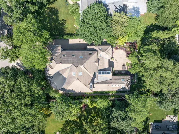 $2,349,000 | 260 Beech Street, Highland Park, IL 60035