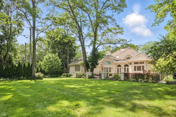 $2,349,000 | 260 Beech Street, Highland Park, IL 60035
