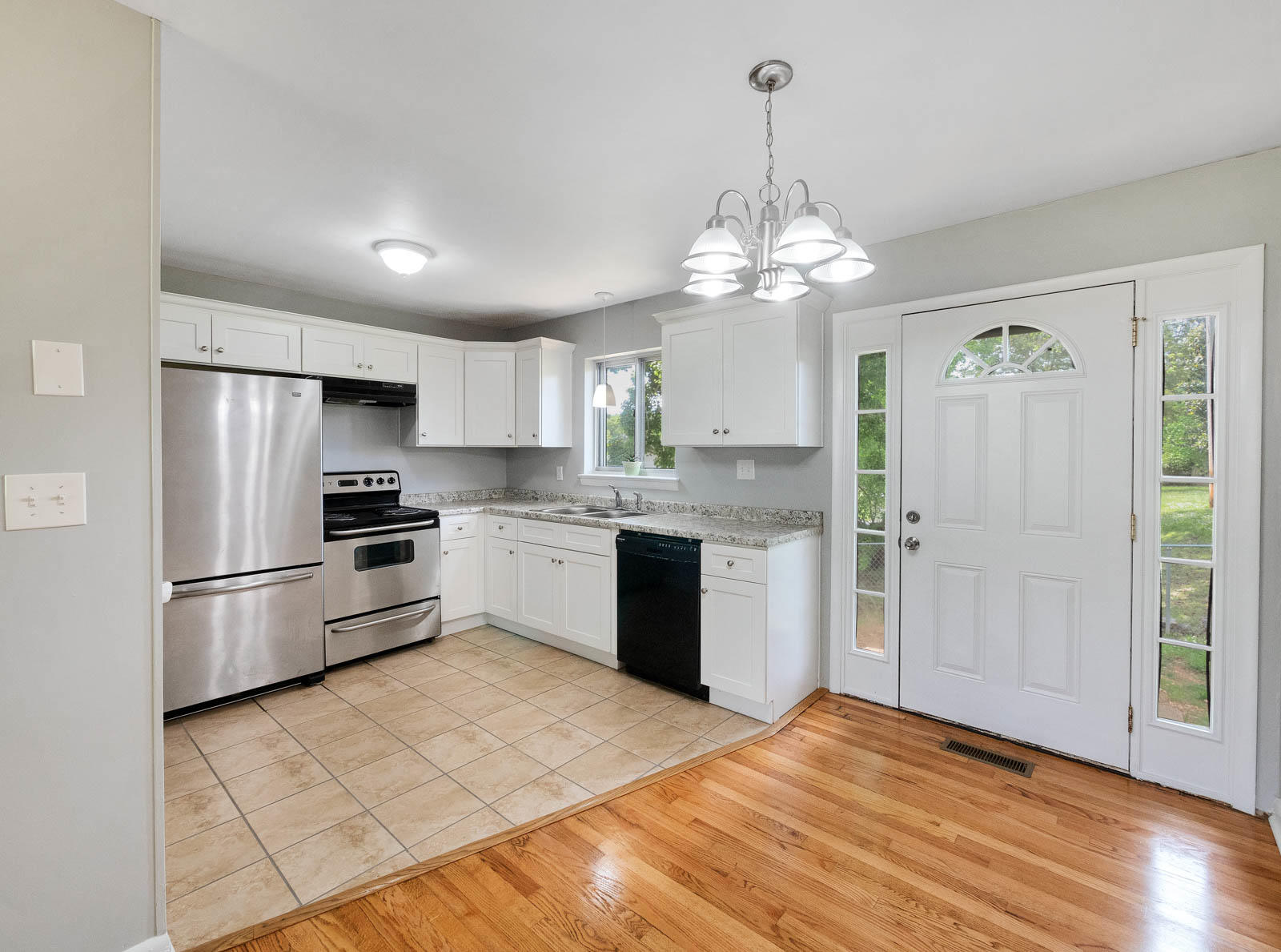 5509 Kenyon Road Chattanooga, TN 37416 - Photo 5 of 22 5509_Kenyon-10