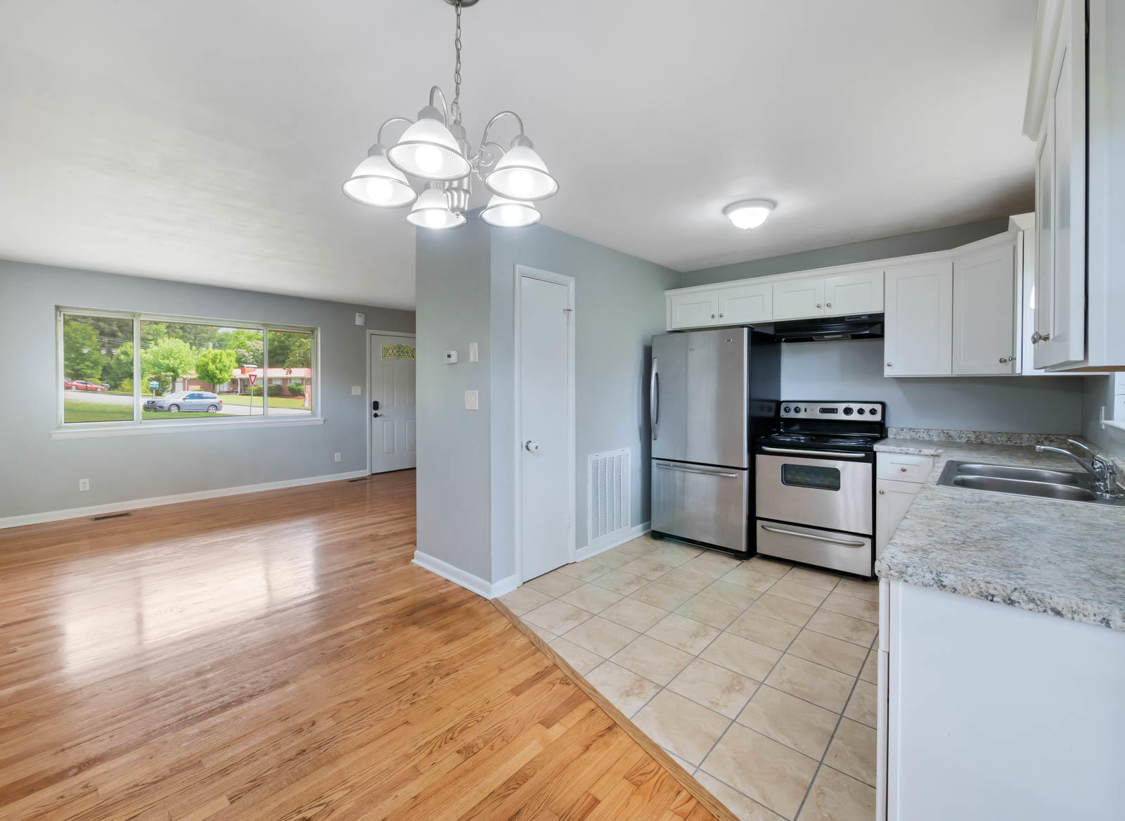 5509 Kenyon Road Chattanooga, TN 37416 - Photo 8 of 22 5509_Kenyon-11